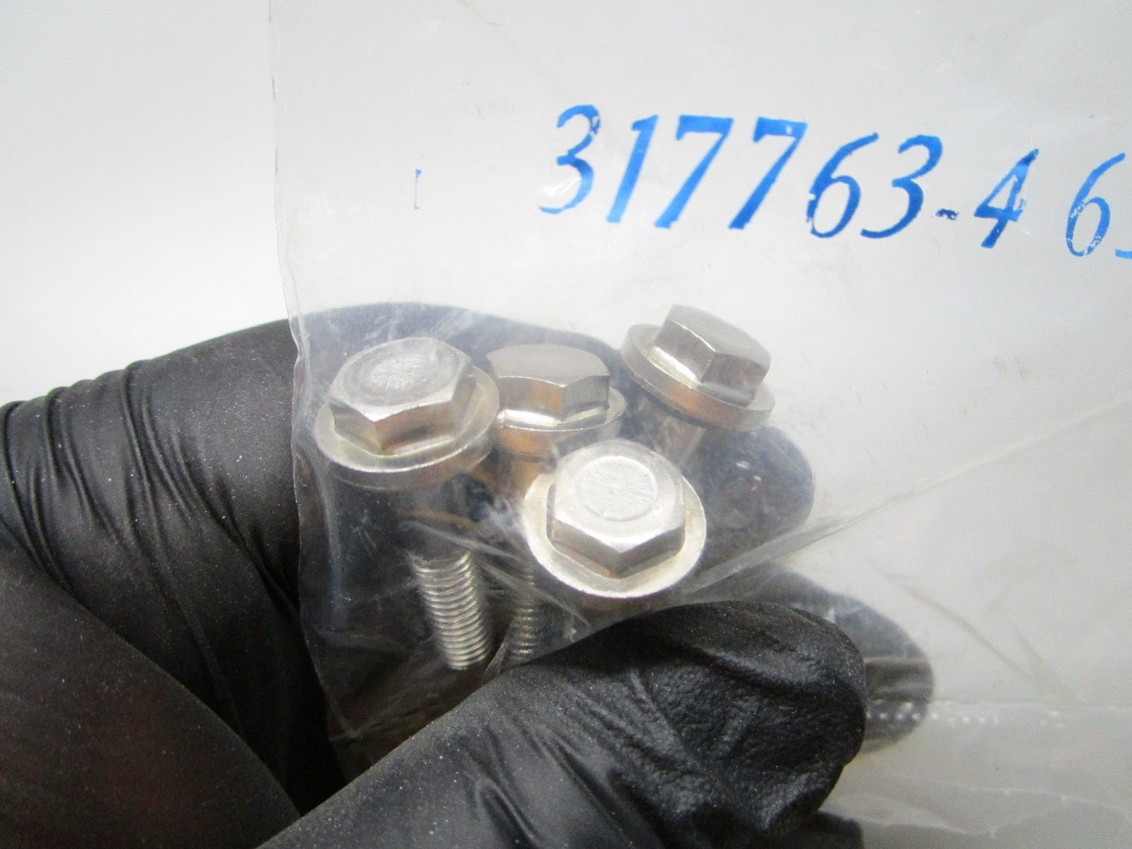 *NEW OEM* (LOT OF 4) 0810 OMC Johnson Evinrude Screw 317763 0317763
