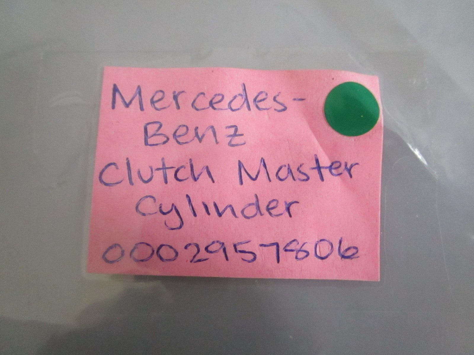NEW OEM 0002957806 Mercedes-Benz Clutch Master Cylinder 0820