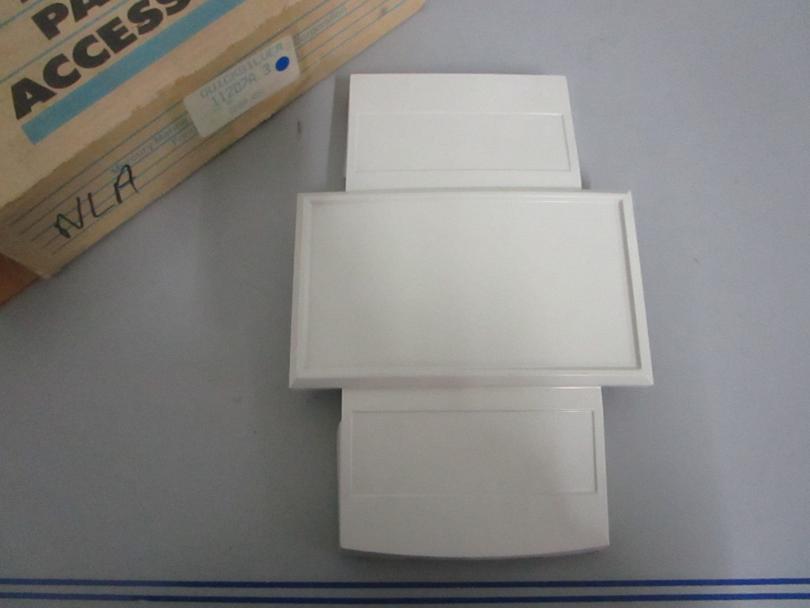 NEW OEM 11207A3 Mercury Quicksilver Cover Assy 0820