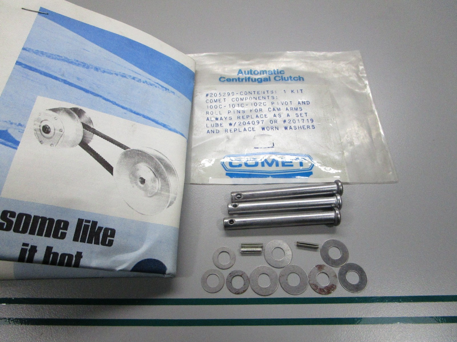 NEW 205299 Comet Pivot & Roll Pin Kit 0810