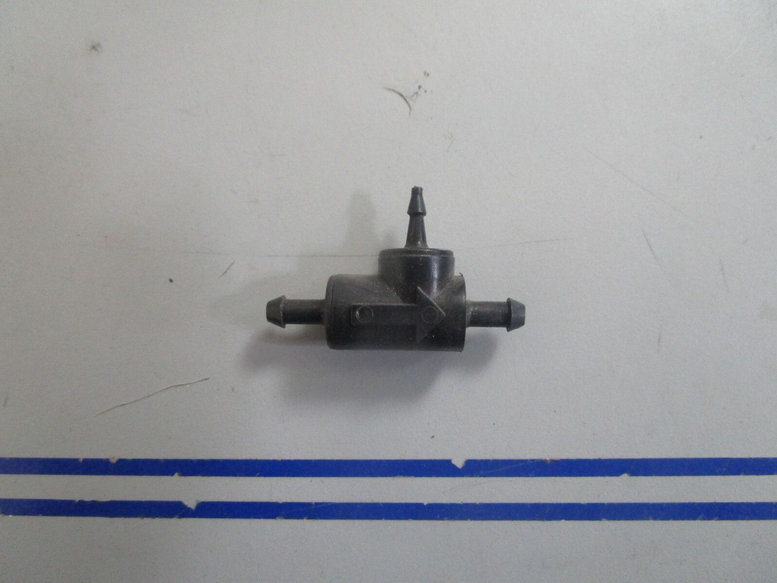 *NEW OEM* 0810 OMC Johnson Evinrude Check Valve Assembly 394892 0394892