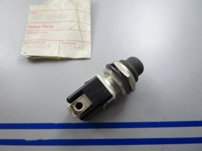*NEW OEM* 0810 Volvo Penta Switch 852026