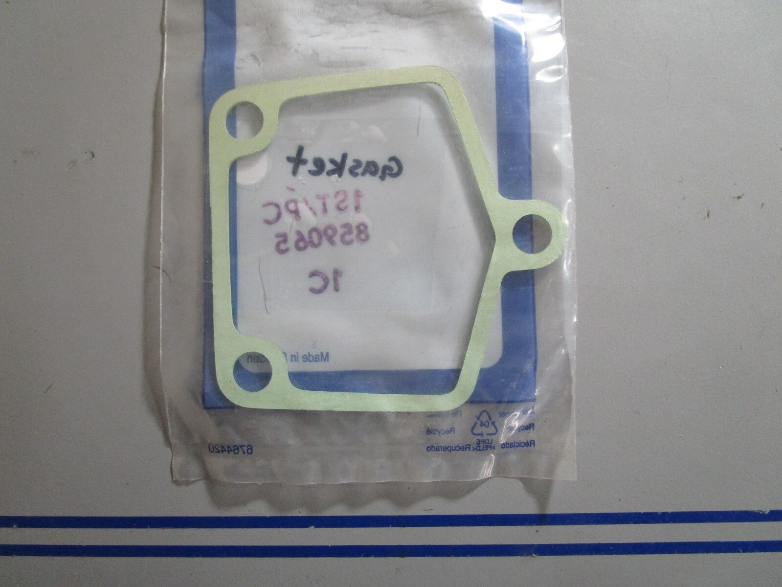 *NEW OEM* 0810 Volvo Penta Gasket 859065