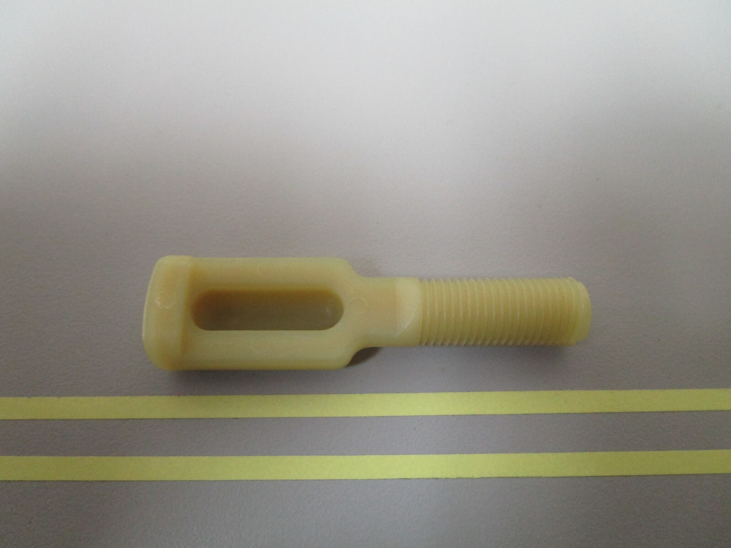 *NEW OEM* 0810 OMC Johnson Evinrude Screw 321996 0321996