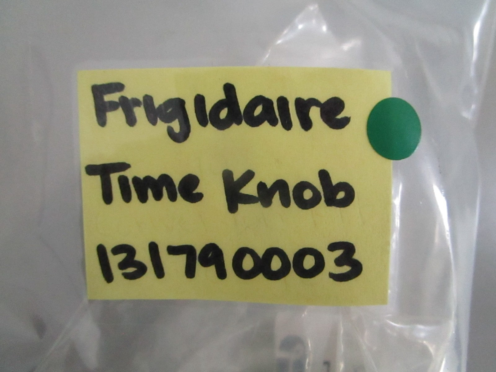 NEW OEM 131790003 Frigidaire Timer Knob 0820