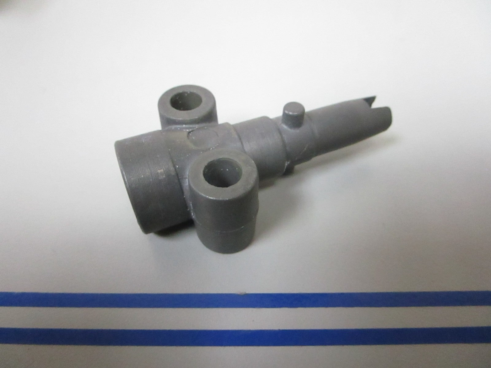 *NEW OEM* 0720 Mercury Quicksilver Fuel Line Adaptor 22833 73419