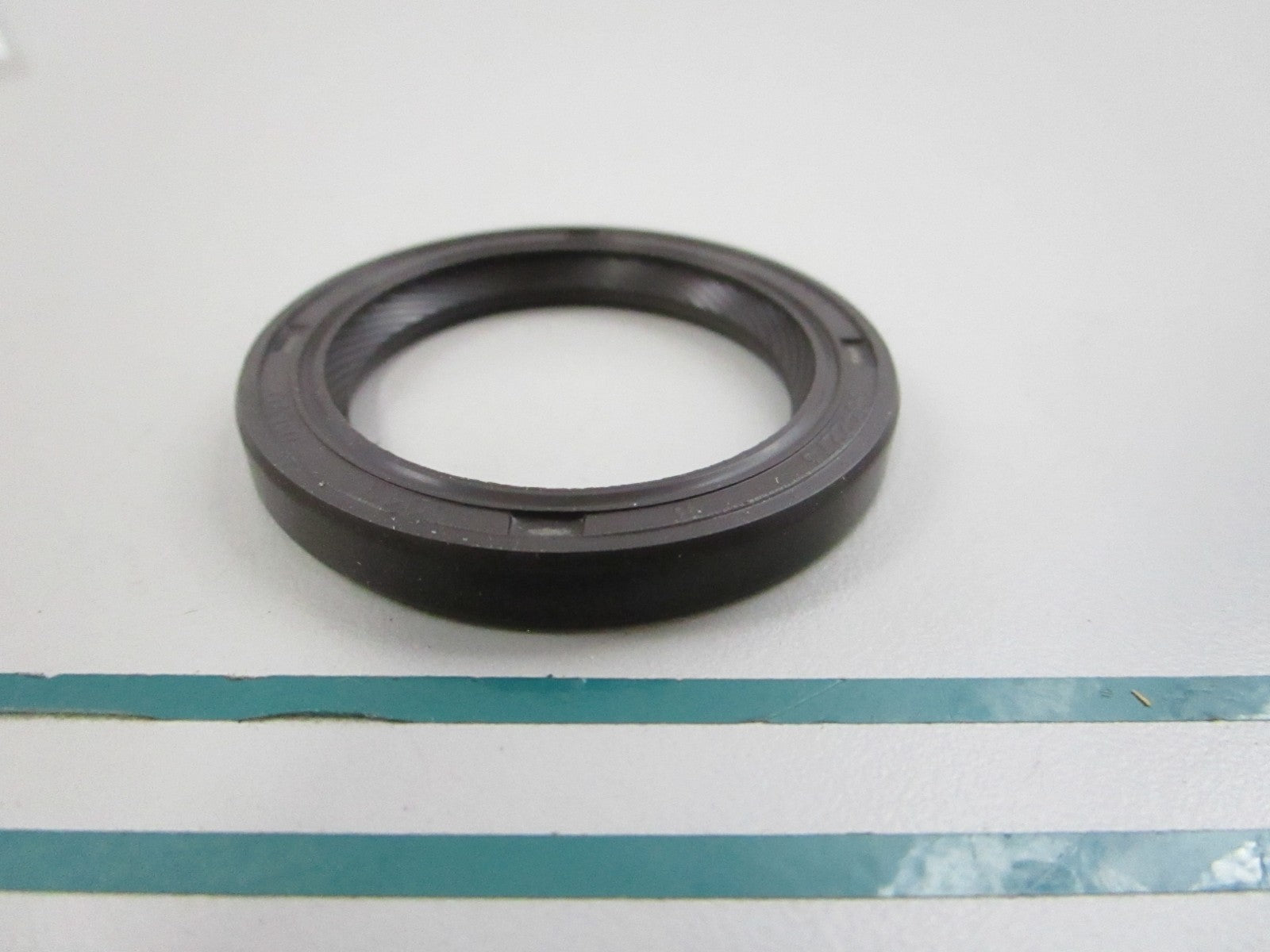 NEW OEM 6842273 Volvo Penta Crankshaft Seal 0810