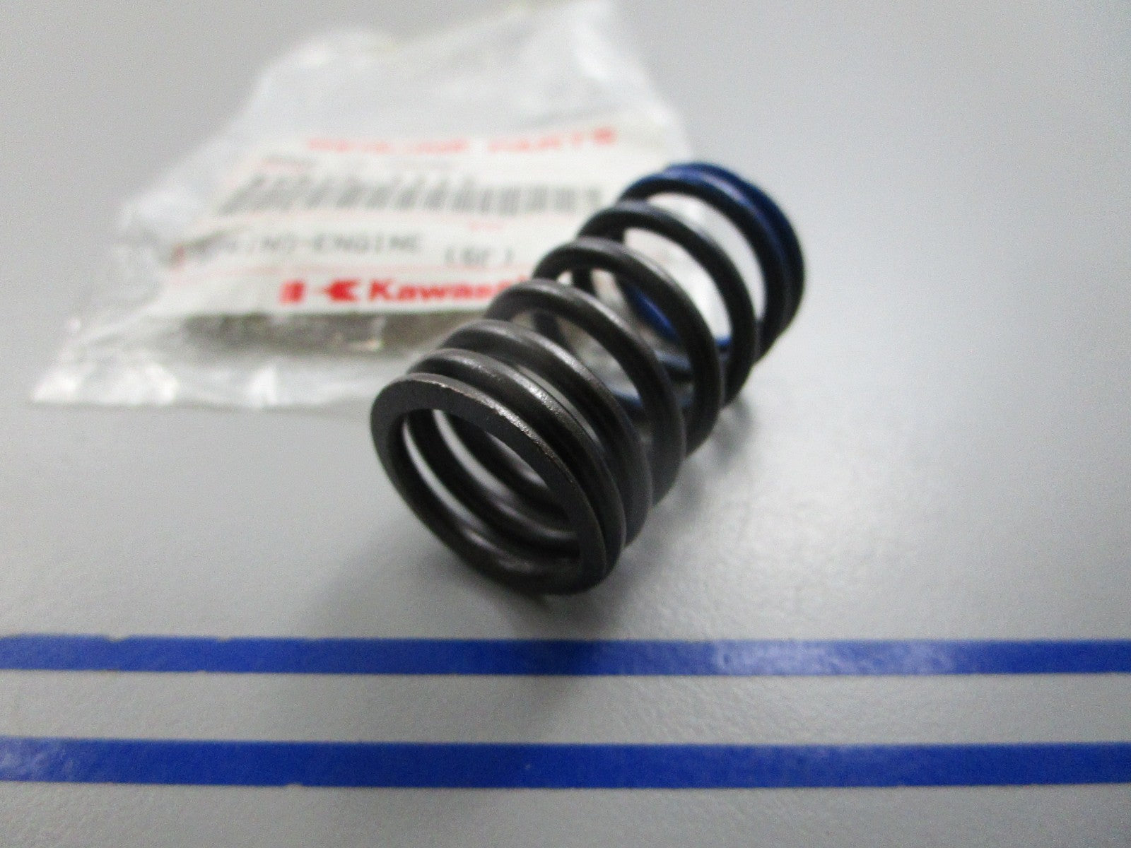NEW OEM 49078-1119 Kawasaki Engine Spring 0810