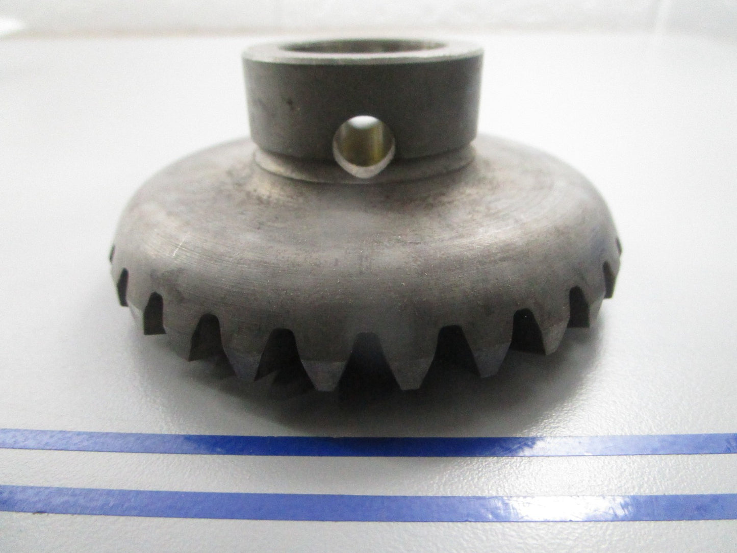 NEW OEM 43-28761 Mercury Quicksilver 28T Gear 0810