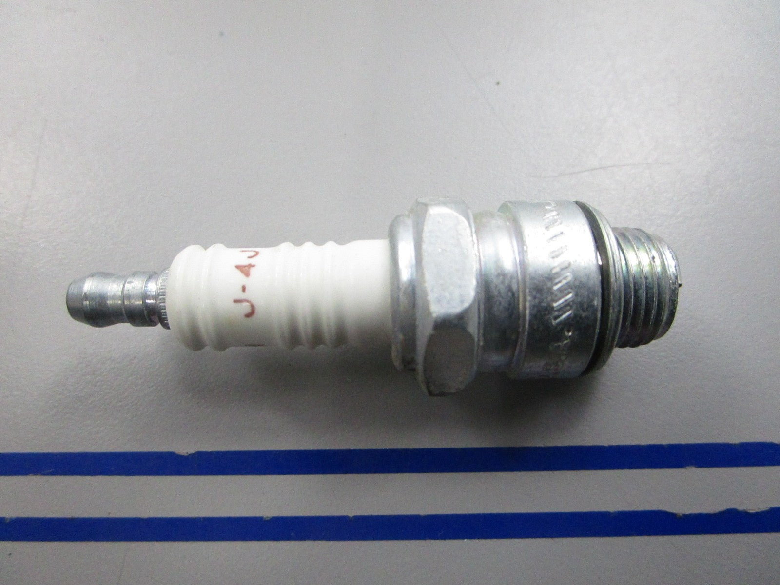 NEW J-4J Champion Spark Plug 0810