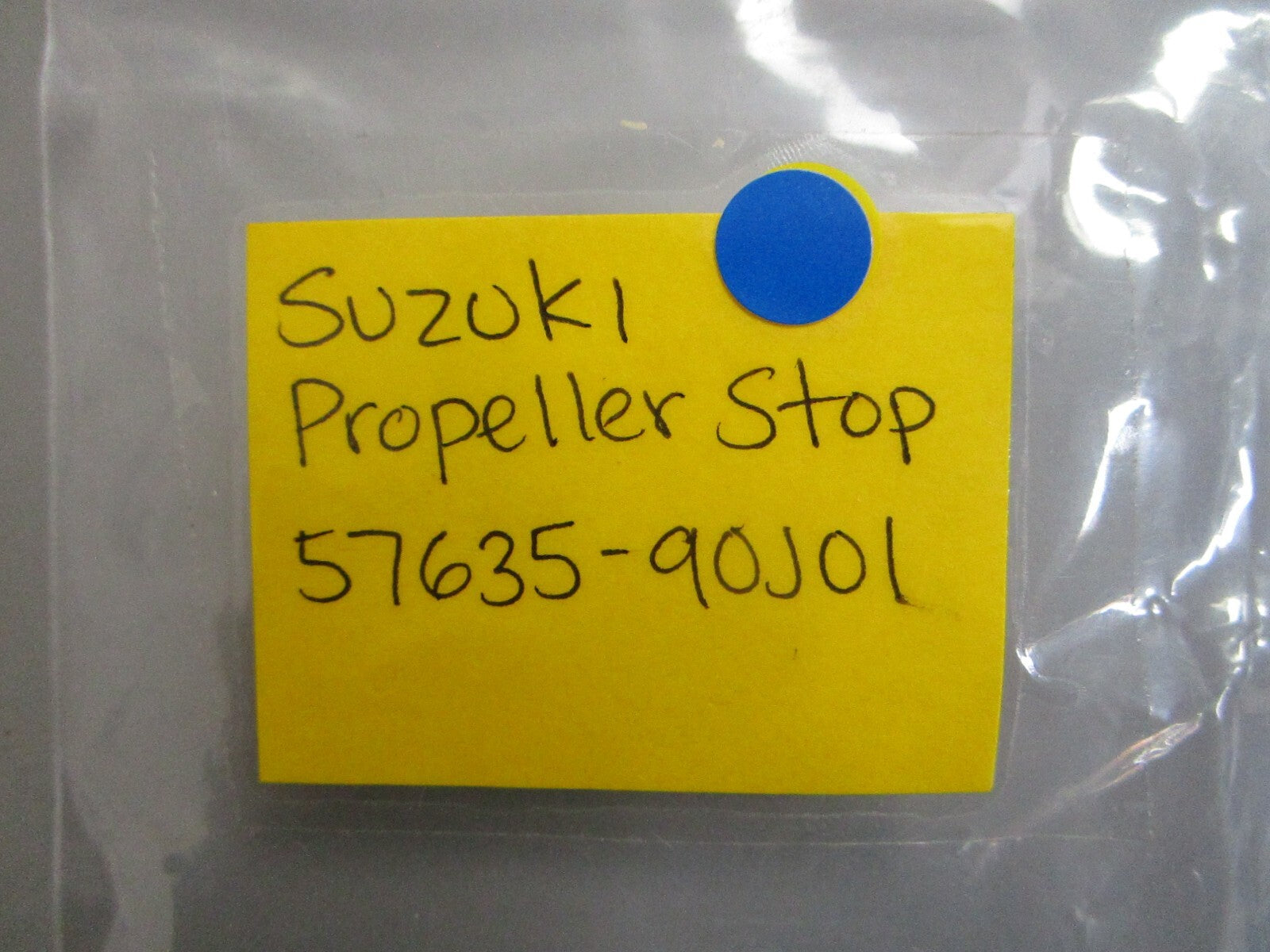 *NEW OEM* 0820 Suzuki Propeller Stop 57635-90J01