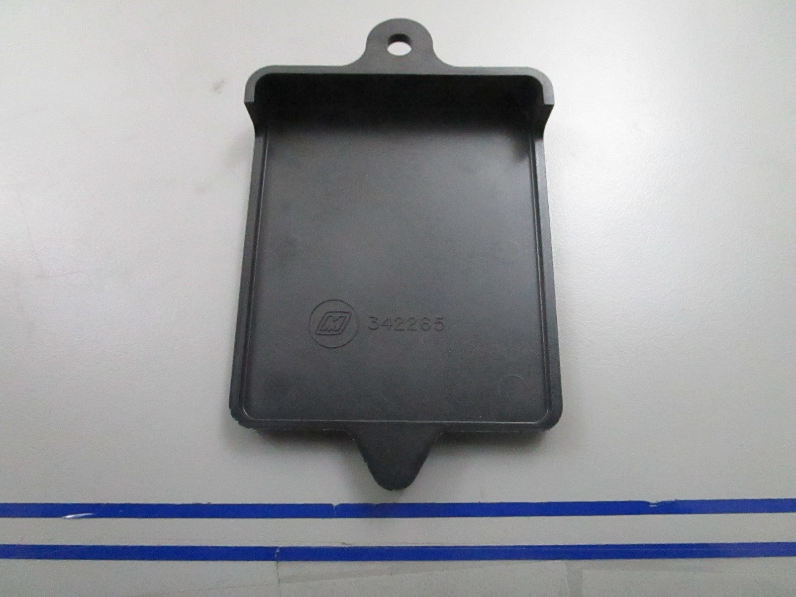 *NEW OEM* 0810 OMC Johnson Evinrude Cover Plate 342265 0342265