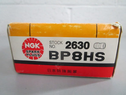 *NEW OEM* (LOT OF 10) 0820 NGK Spark Plug BP8HS