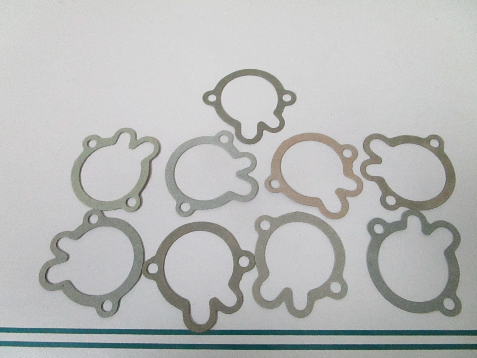 NEW OEM (LOT OF 9) 305441 0305441 OMC Johnson Evinrude Gasket 0810