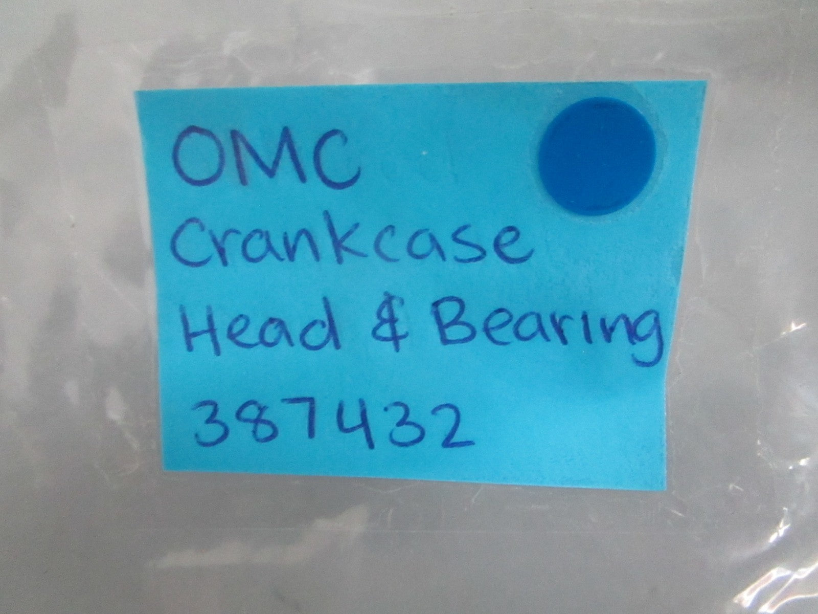 NEW OEM 387432 0387432 OMC Johnson Evinrude Crankcase Head & Bearing 0820