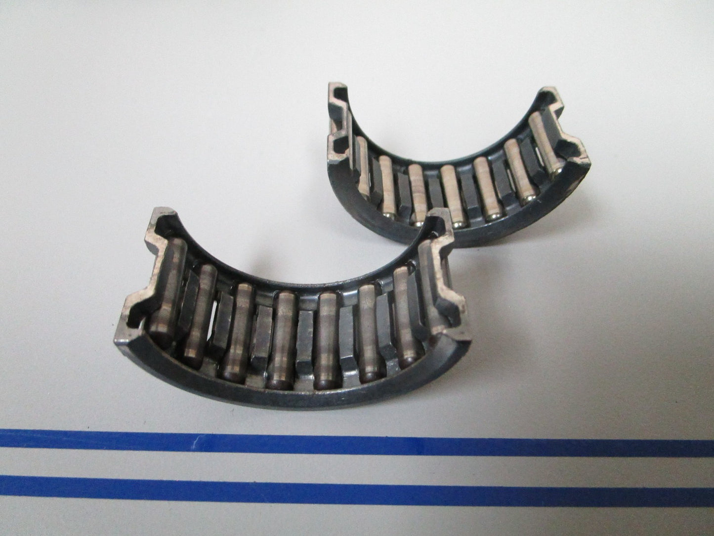 NEW OEM 396041 0396041 OMC Johnson Evinrude Rod Bearing Set 0720