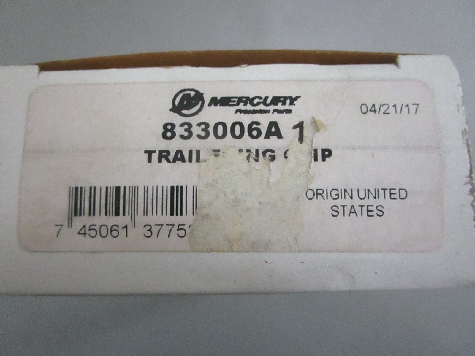 NEW OEM 833006A1 Mercury Quicksilver Trailering Clip 0820