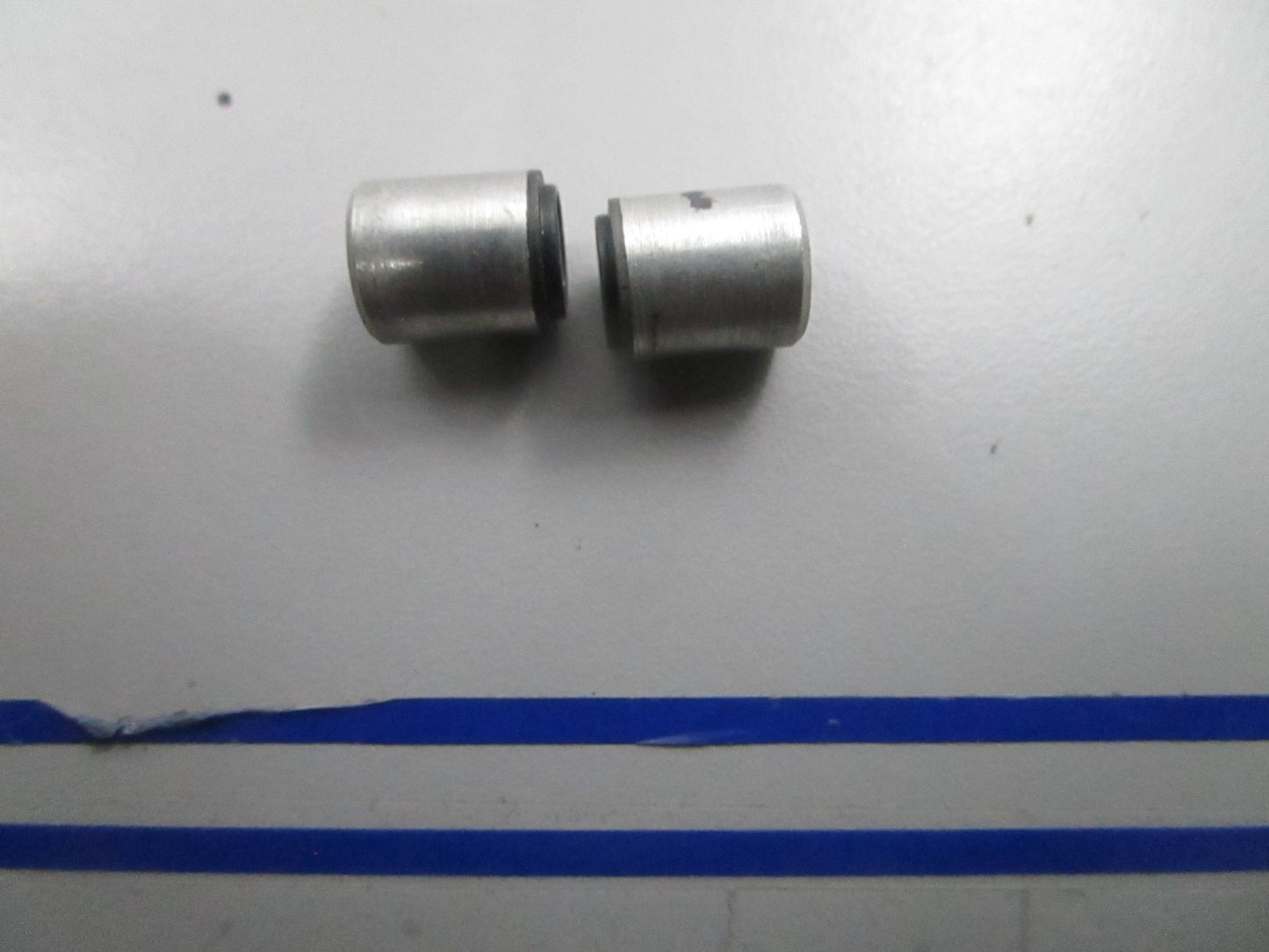 *NEW OEM* (LOT OF 2) 0810 OMC Johnson Evinrude Plug 318816 0318816
