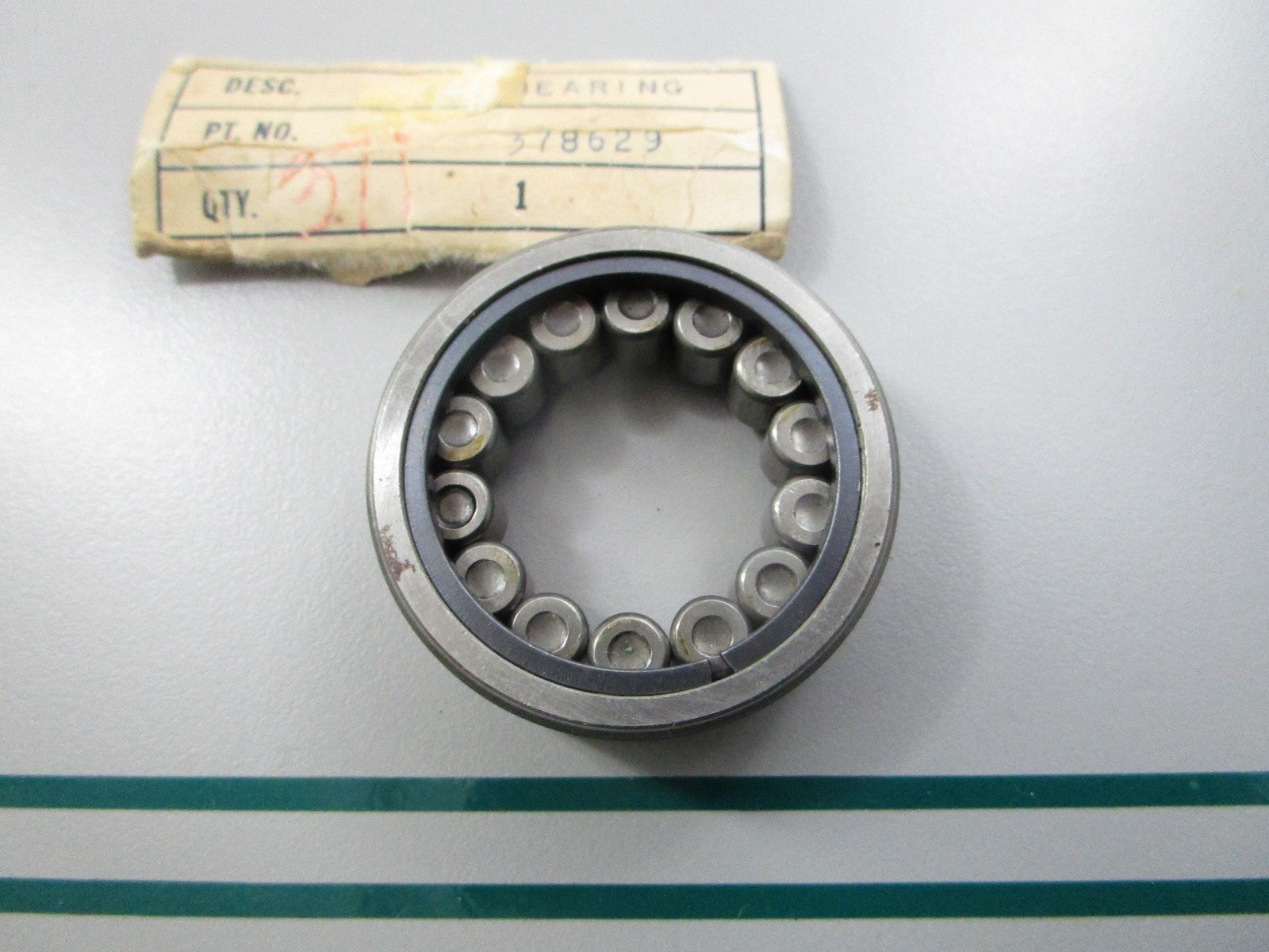 NEW OEM 378629 0378629 OMC Johnson Evinrude Bearing 0810