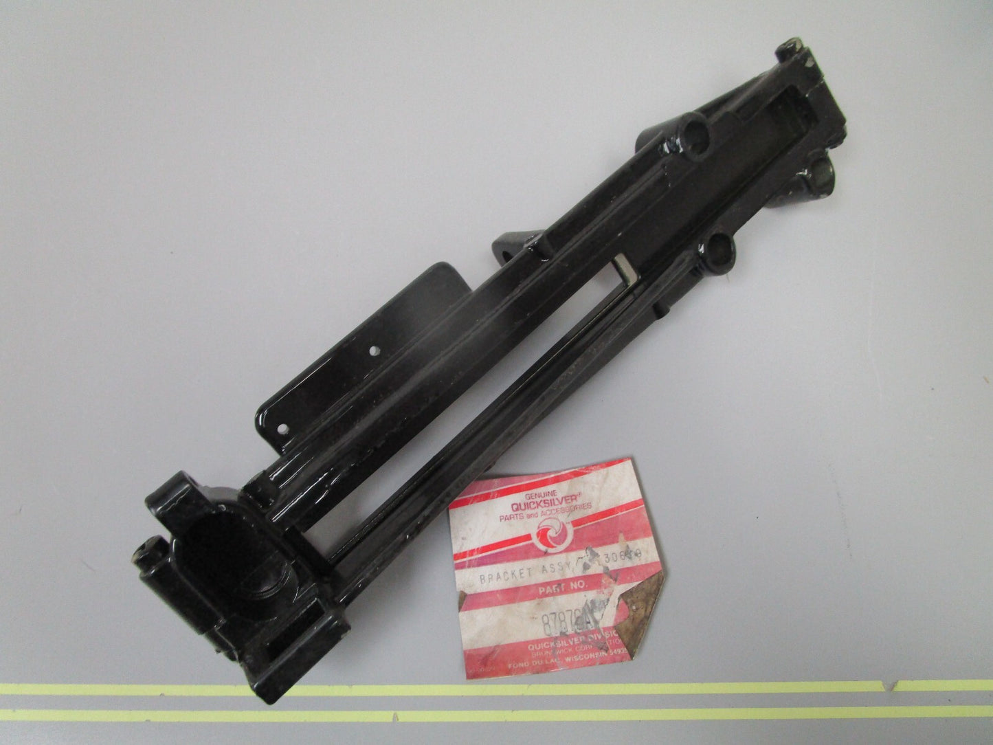 *NEW OEM* 0720 Mercury Quicksilver Bracket Assembly 87876A1
