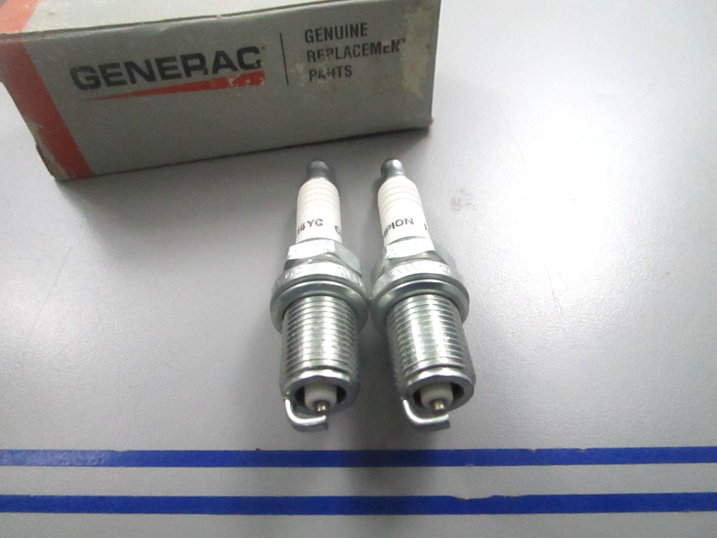 *NEW OEM* (LOT OF 2) 0810 Generac Champion Spark Plug RC14YC 0E7585