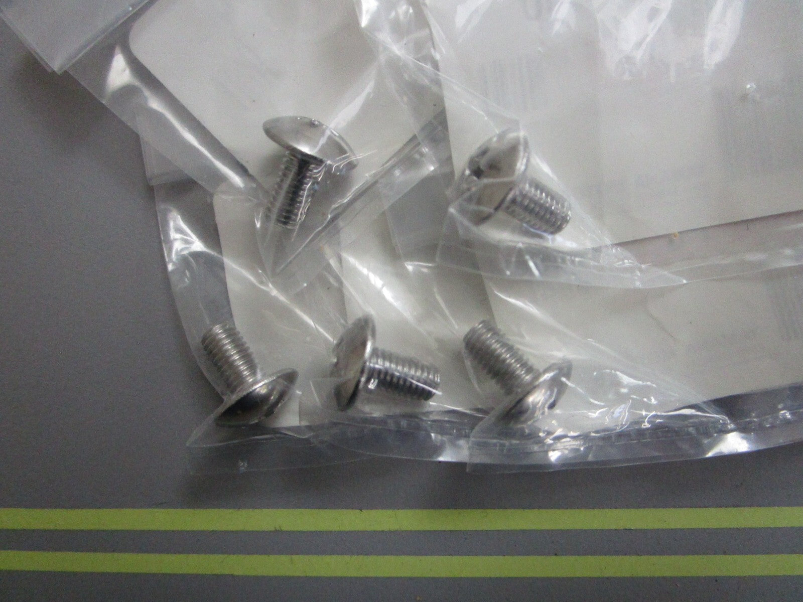 *NEW OEM* (LOT OF 5) 0810 Yamaha Screw 1 EL8-48127-00-00