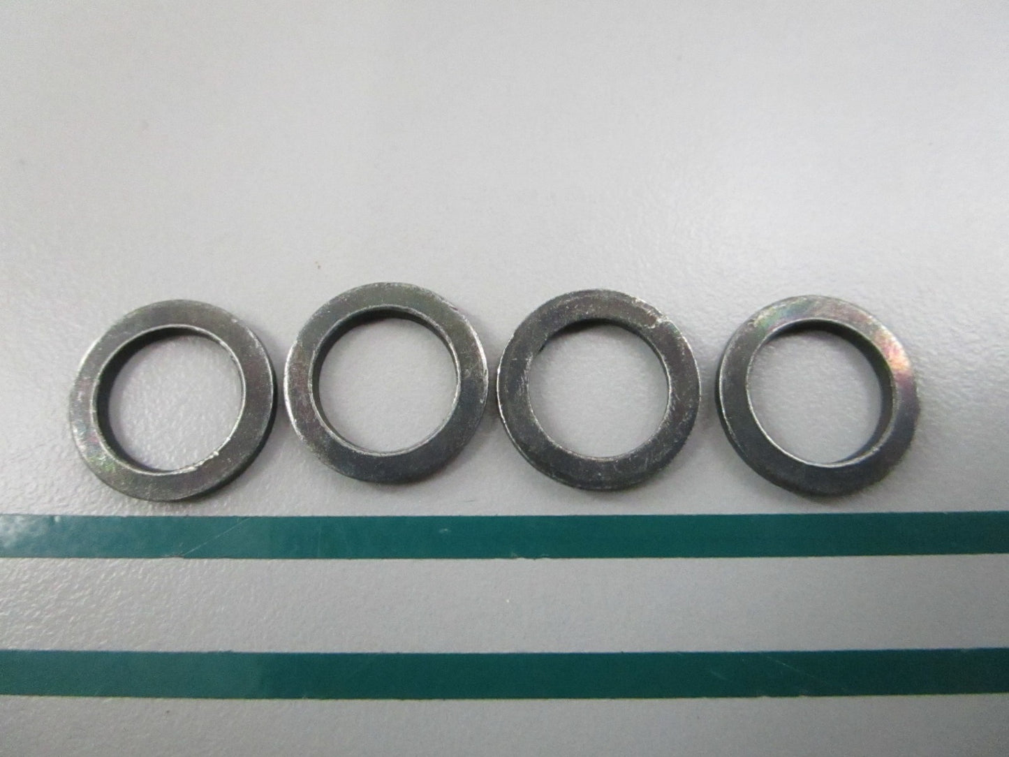 NEW OEM (LOT OF 4) 3852002 Volvo Penta Lock Washer 0810