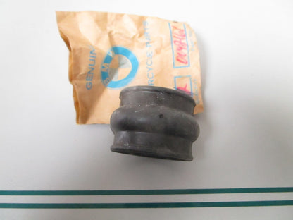NEW OEM 13720042161 0042161 BMW Grommet 0810
