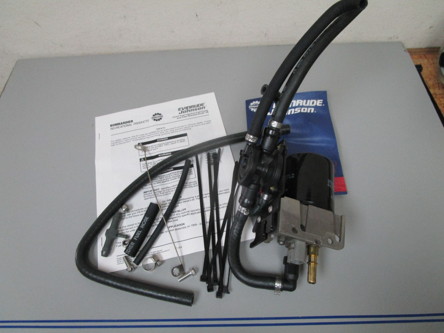 *NEW OEM* 0720 OMC Johnson Evinrude Fuel Pump Kit Assembly 5004455