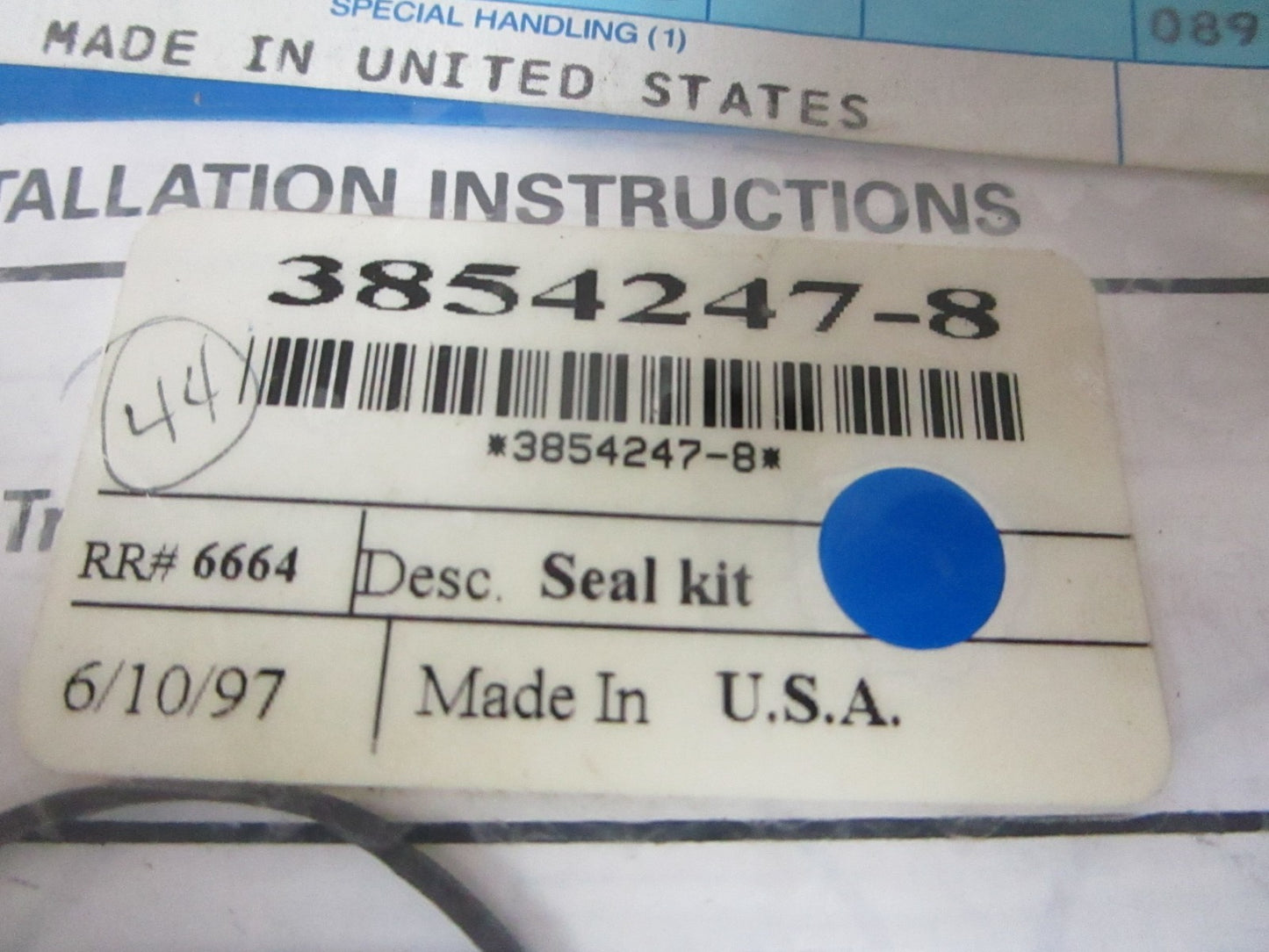 *NEW OEM* 0720 Volvo Penta Seal Kit 3854247-8