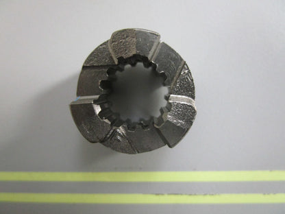 *NEW OEM* 0820 OMC Johnson Evinrude Clutch Dog Shifter 5030280