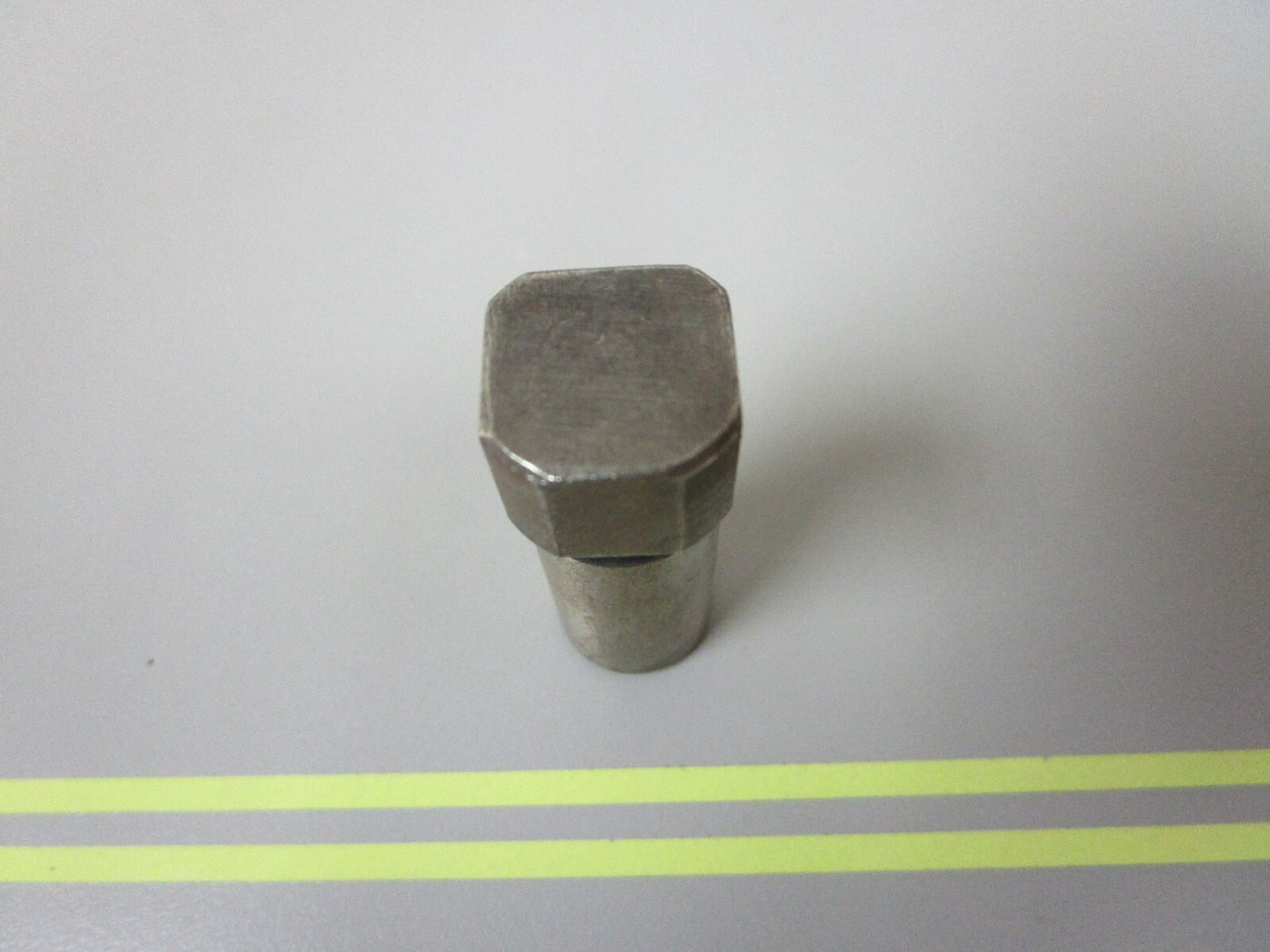 *NEW OEM* 0810 Volvo Penta Coupling Clutch Pin 802726