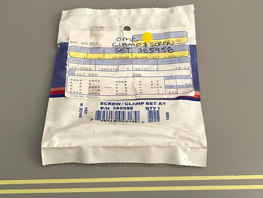 *NEW OEM* 0810 OMC Johnson Evinrude Clamp & Screw Set 385958 0385958