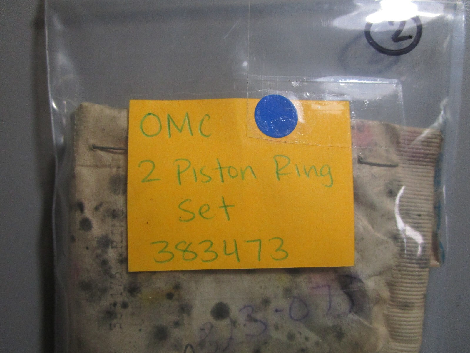 *NEW OEM* 0810 OMC Johnson Evinrude 2 Piston Ring Set 383473 0383473