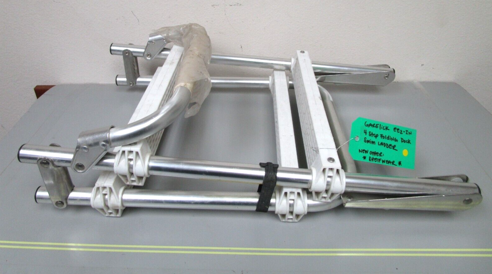 *NEW OEM* 0720 Garelick EEz-In 4 Step Folding Dock Swim Ladder