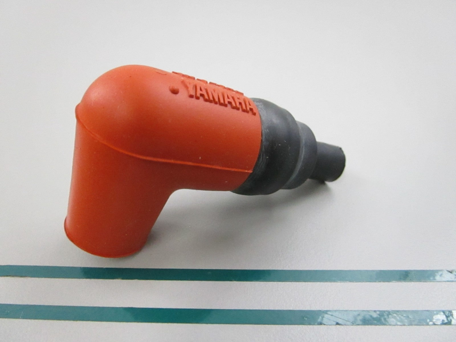 NEW OEM 6E3-82370-21-00 Yamaha Plug Cap 0810