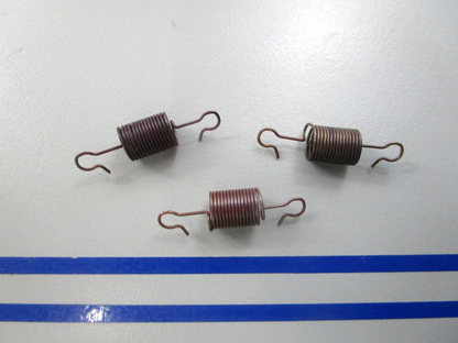 NEW OEM (LOT OF 3) 305011 0305011 OMC Johnson Evinrude Spring 0810