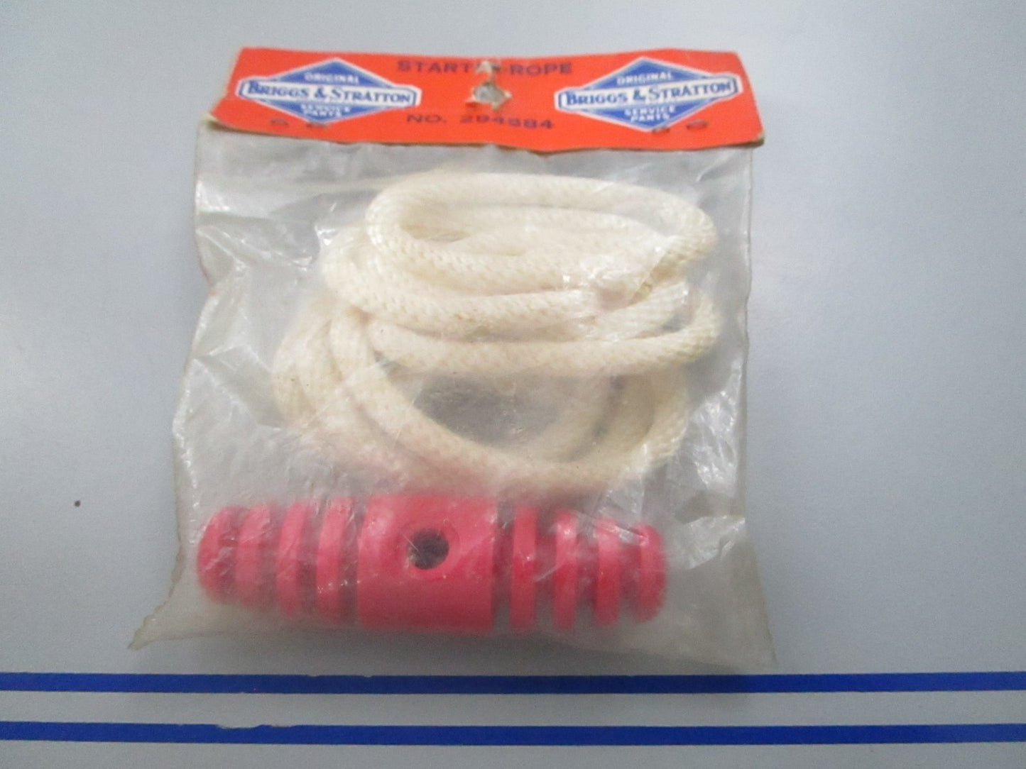 NEW OEM Briggs & Stratton 294584 Starter Rope 0810