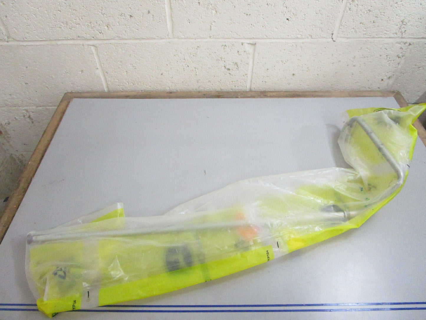 *NEW OEM* 0820 John Deere Oil Line SJ25909