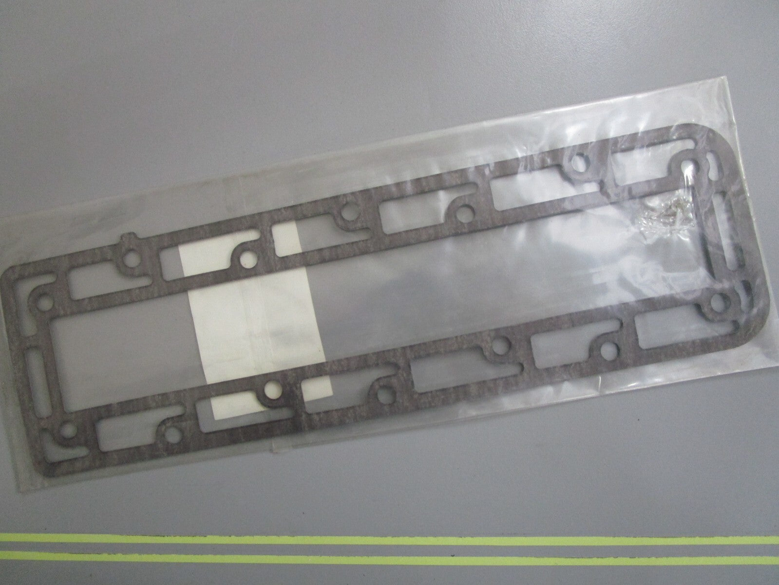 *NEW OEM* 0810 Tohatsu Exhaust Cover Gasket 3C8-02305-2