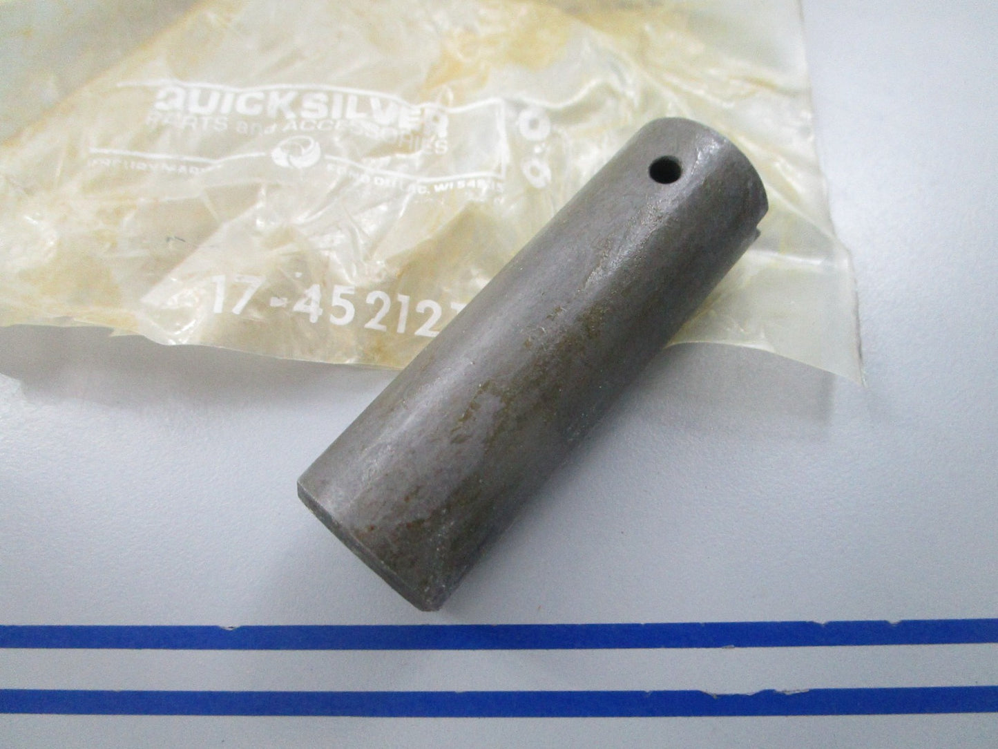 NEW OEM 17-45212T Mercury Quicksilver Swivel Pin 0810