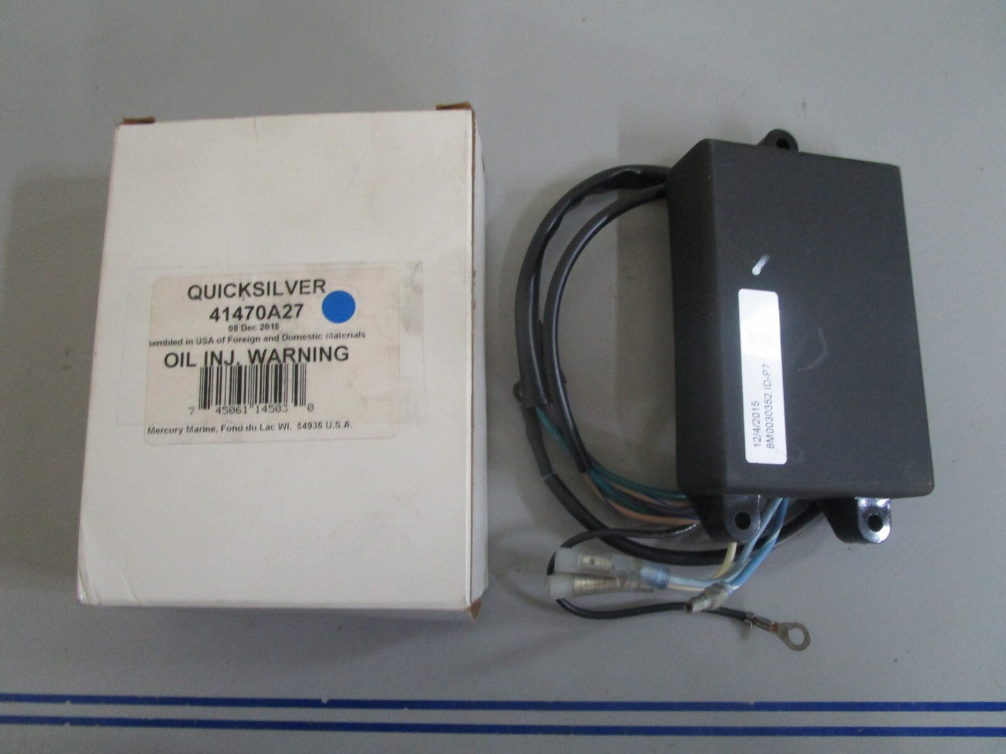*NEW OEM* 0820 Mercury Quicksilver Oil Injection Warning 41470A27