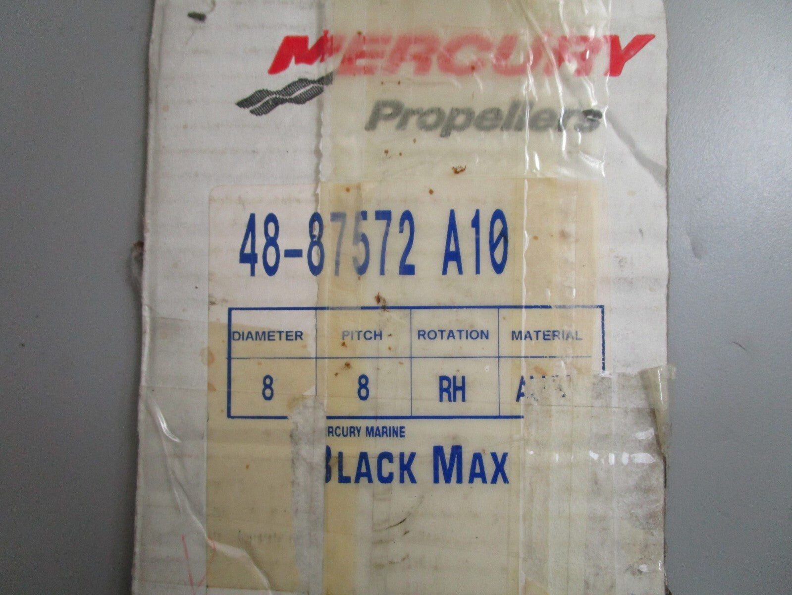 *NEW OEM* 0820 Mercury Black Max 5-8HP RH 8×8 Propeller 48-87572A10