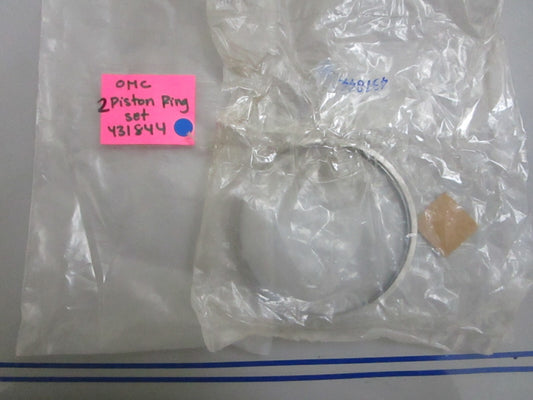 *NEW OEM* 0810 OMC Johnson Evinrude 2 Piston Ring Set 431844 0431844