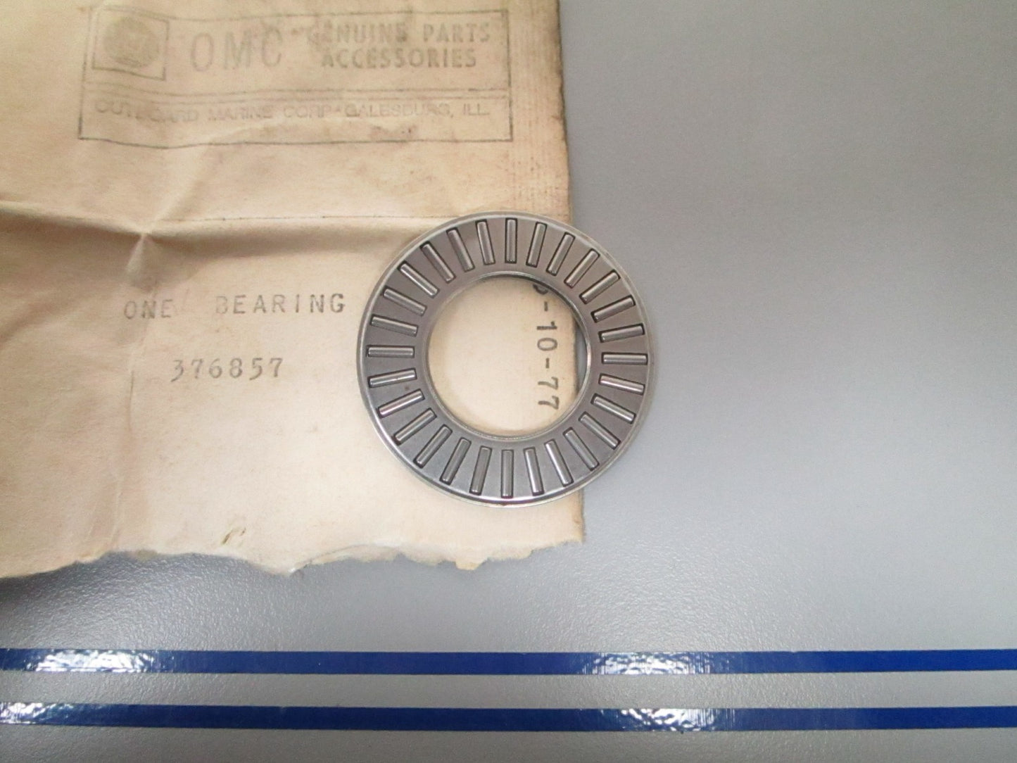 NEW OEM 376857 0376857 OMC Johnson Evinrude Bearing 0810