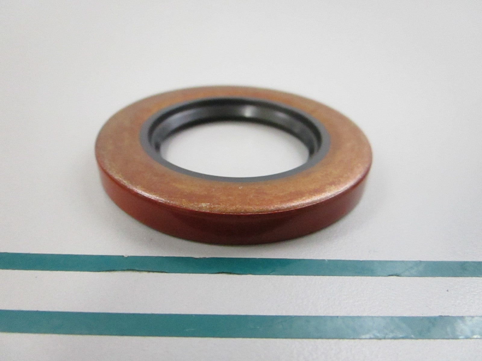NEW OEM UF0144E0 NOK Oil Seal 0810