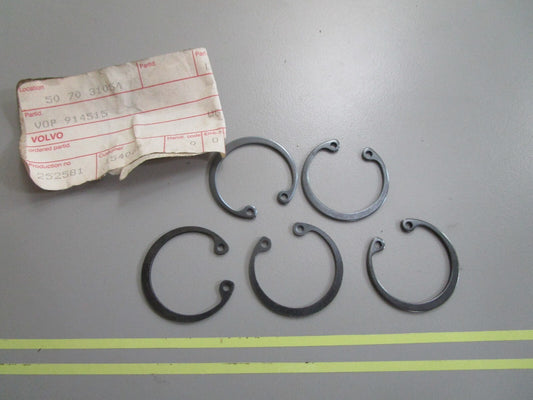*NEW OEM* (LOT OF 5) 0810 Volvo Penta Clamp Ring 914515