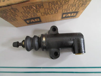 NEW OEM 0002954207 Mercedes-Benz Slave Cylinder 0820