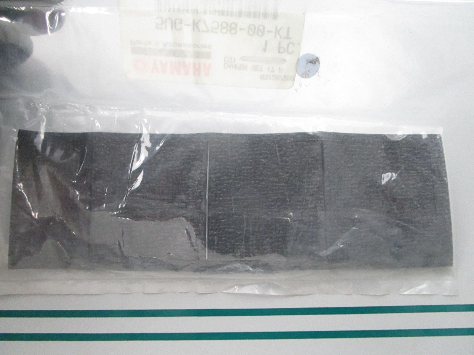 NEW OEM 5UG-K7588-00-KT Yamaha 7 Pc Damper Set 0810