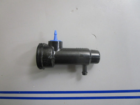 *NEW OEM* 0810 OMC Johnson Evinrude Housing & Nipple Assembly 394337 0394337